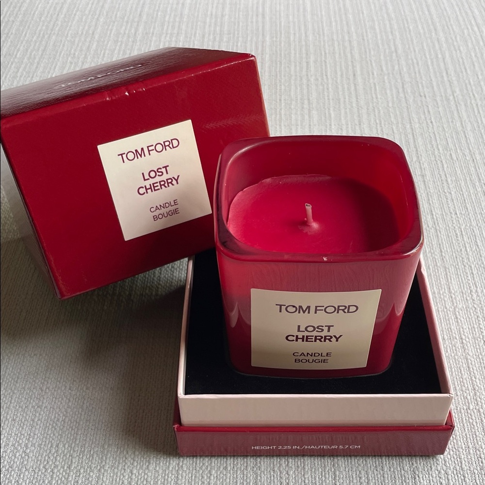 Tom Ford Lost Cherry Red Candle bougie new in box